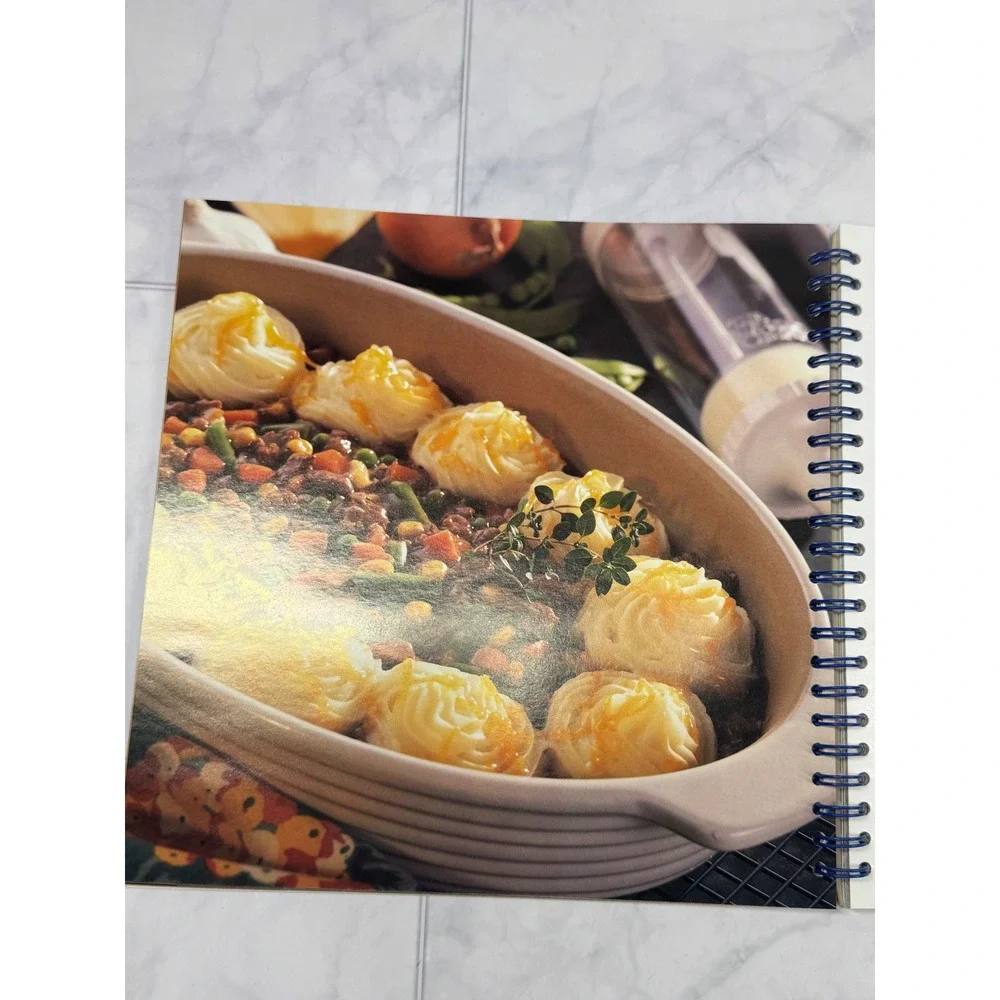 The Pampered Chef Main Dishes Cookbook Doris Christopher Spiral Bound 2000